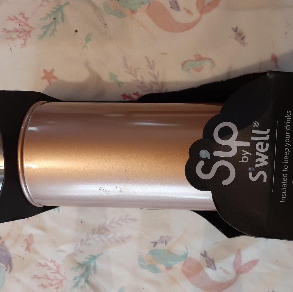 Sip by S'well tumbler